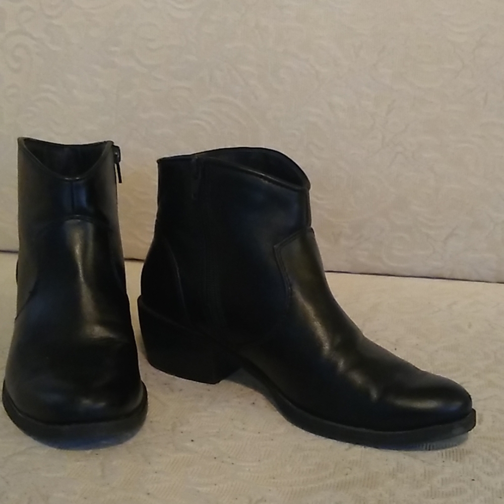 Women's Black Low Heeled Booties
